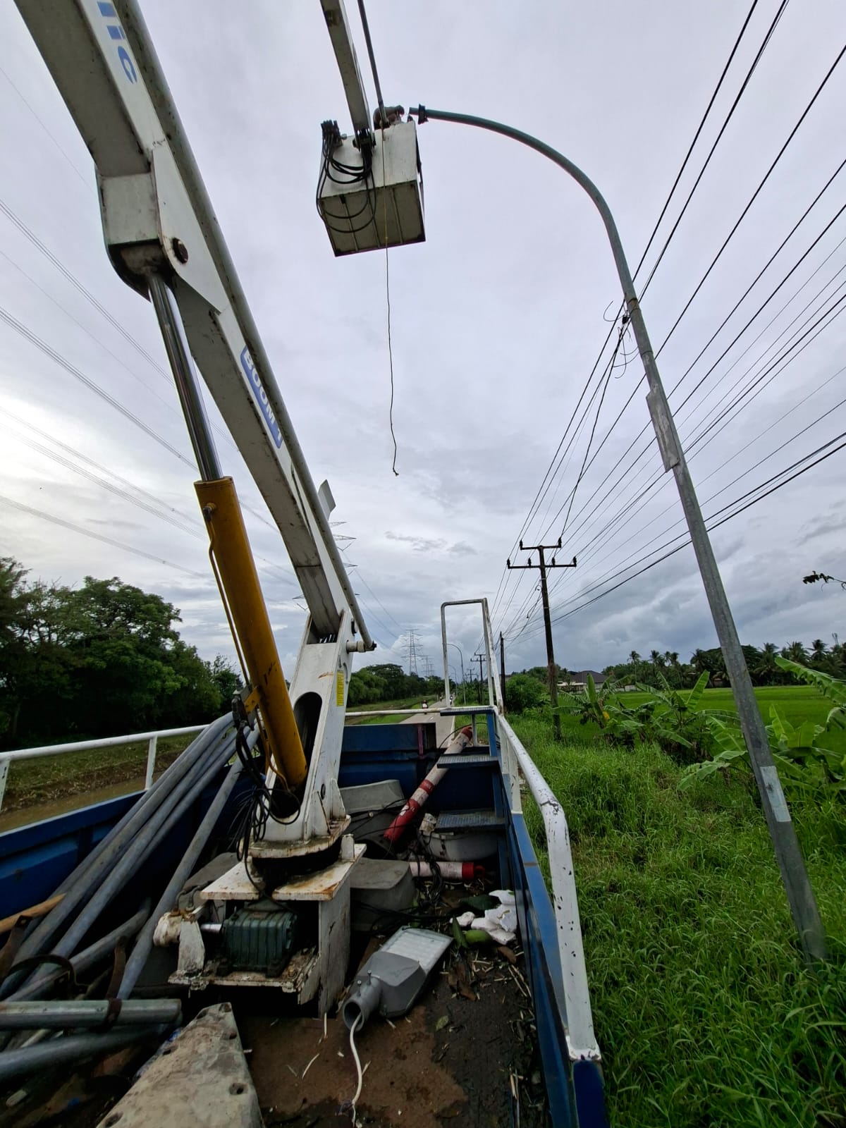 Kegiatan penerangan jalan umum (PJU)Dinas perhubungan Kota Serang  Perbaikan jaringan dan pergantian lampu 1 titik  di. Kp bendung