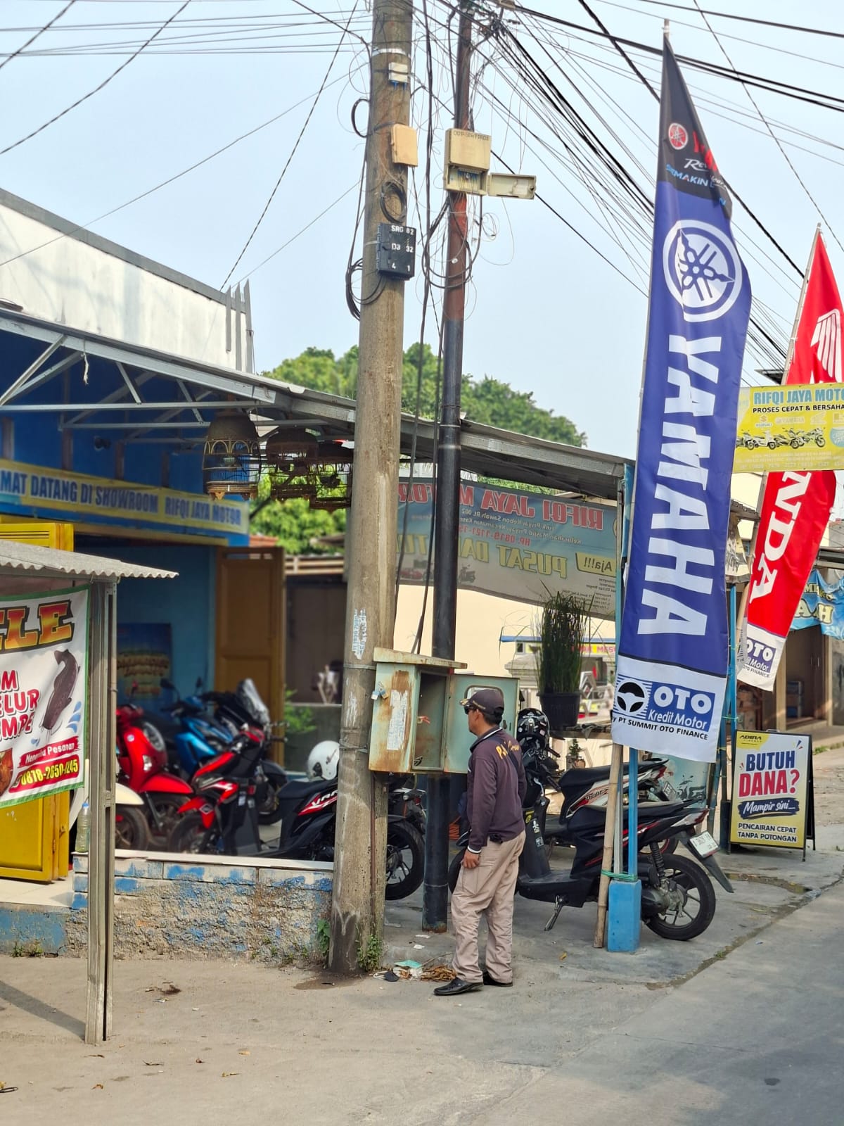 kegiatan penerangan Jalan Umum(PJU)Dinas Perhubungan Kota Serang kegiatan Penormalisasian panel jl. masjid priayi
