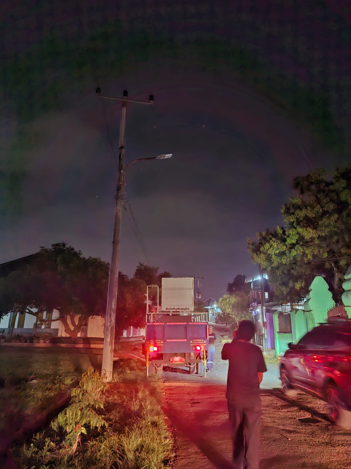 kegiatan penerangan jalan umum(PJU)Dinas perhubungan kota serang perbaikan jaringan dan perbaikan lampu Lokasi Kp.Kepuren(PMI) dan